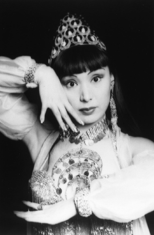 エジプト・アラブ舞踊研究所の講師紹介